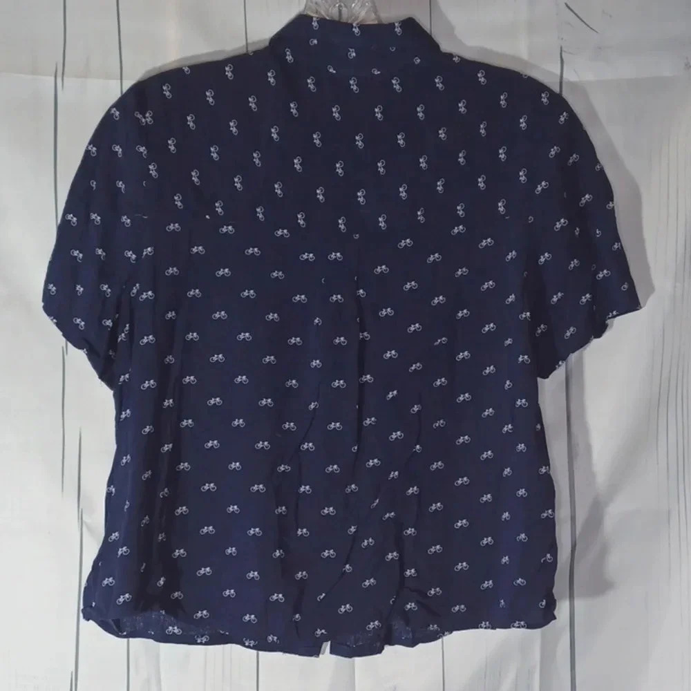 Love Notes cropped button-down bicycle shirt - Picture 7 of 8